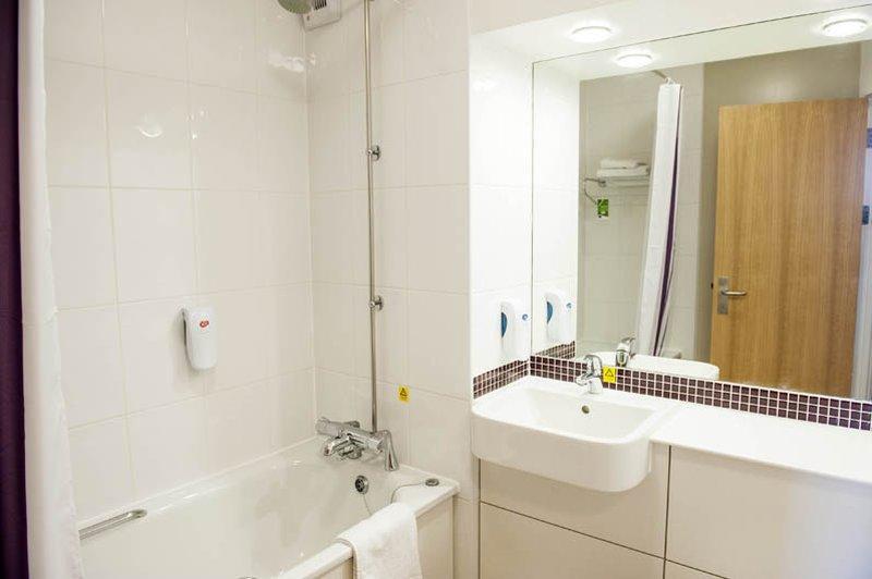 Premier Inn פונטיפול מראה חיצוני תמונה
