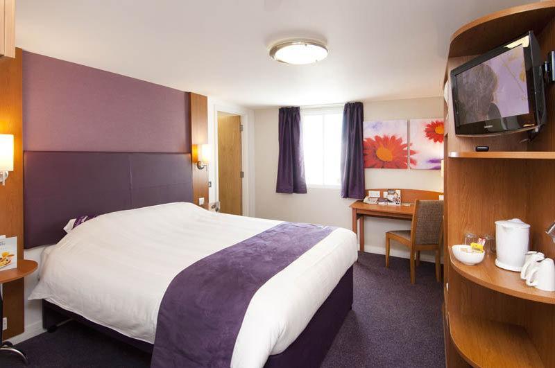 Premier Inn פונטיפול מראה חיצוני תמונה